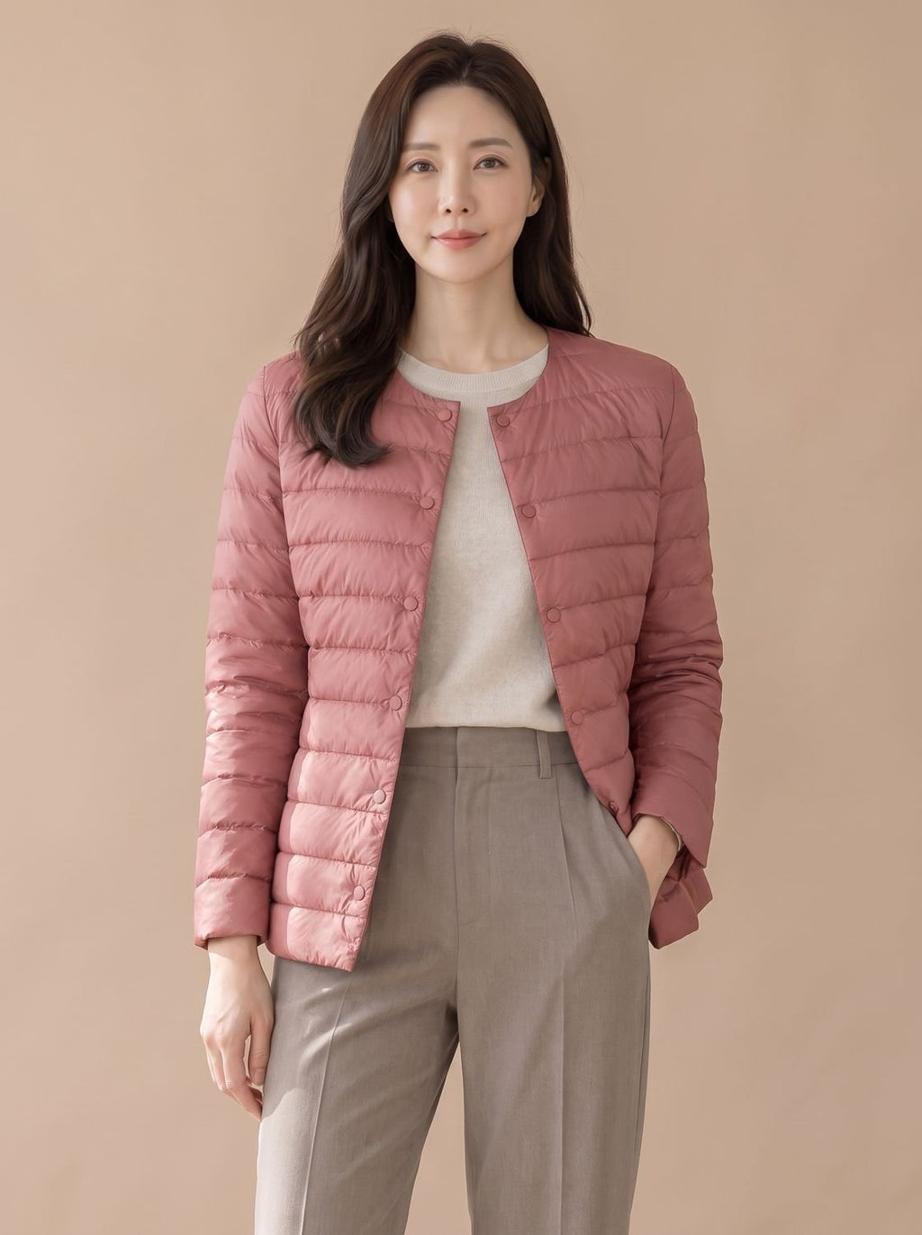 Grace | Veste doudoune matelassée sans col à boutons-pression pour femme