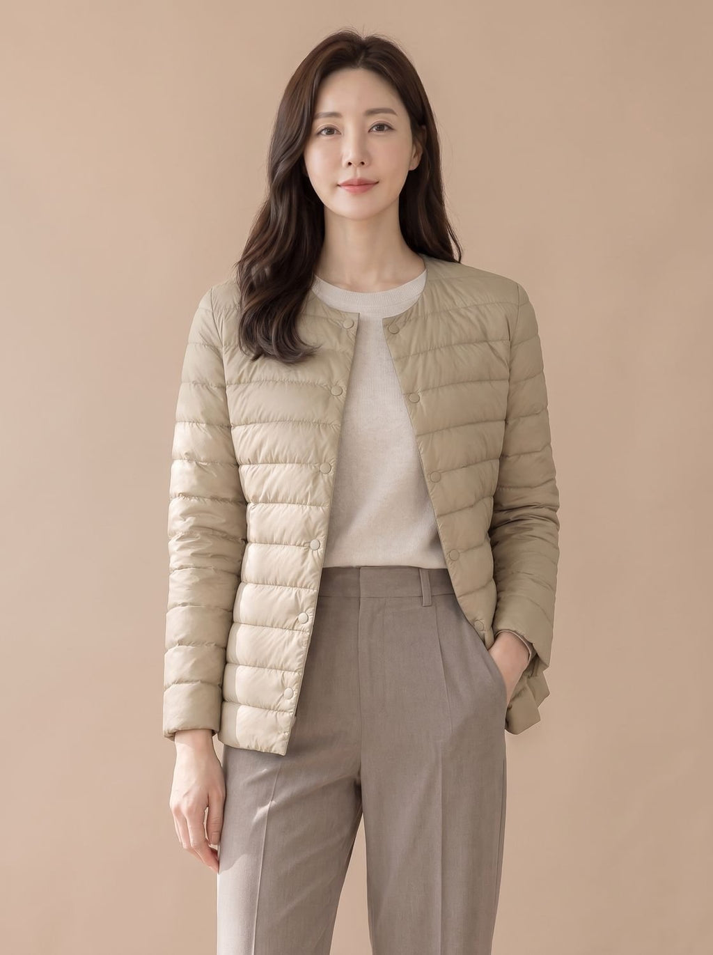 Grace | Veste doudoune matelassée sans col à boutons-pression pour femme