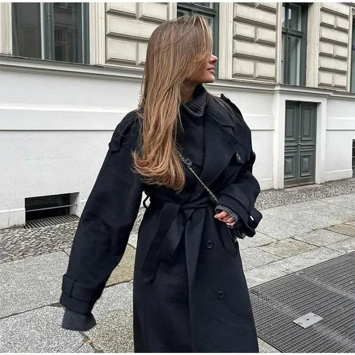 Manteau Trench Long pour Femmes d'Hiver avec Ceinture et Double Rangée de Boutons