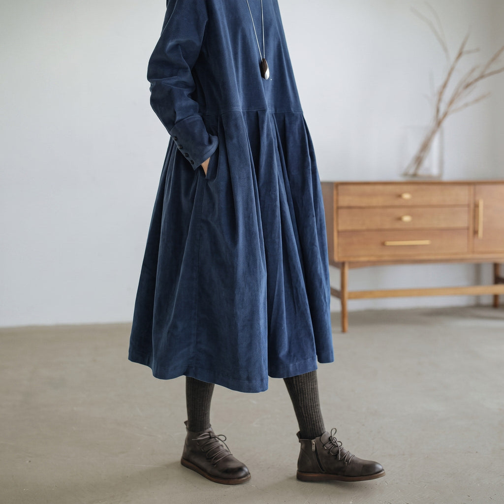 Robe midi plissée à col rond pour femmes