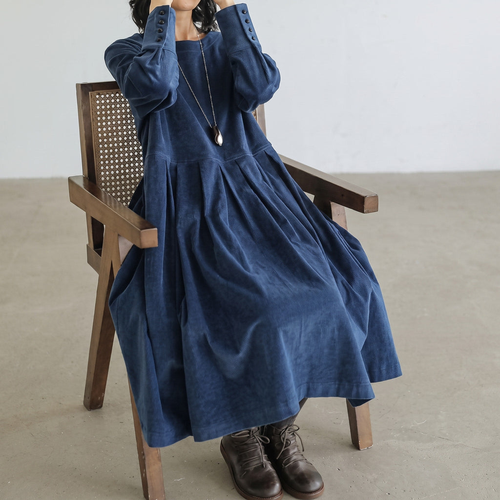 Robe midi plissée à col rond pour femmes